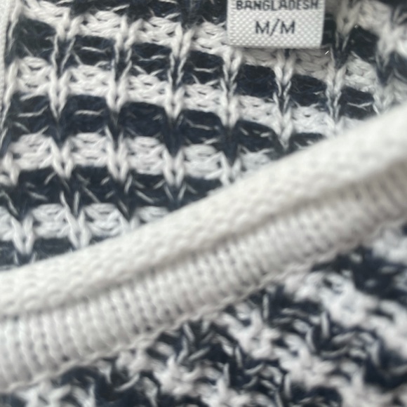 ONLY&SONS BLACK AND WHITE STRIPED LONG SLEEVE PULL - Picture 3 of 4
